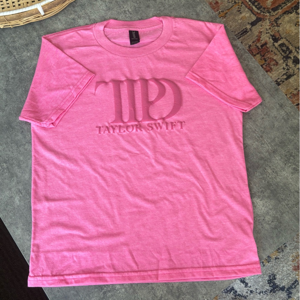 Pink W/ Pink Puffy Vinyl Youth Taylor Swift TTPD T-shirt Sz Small New